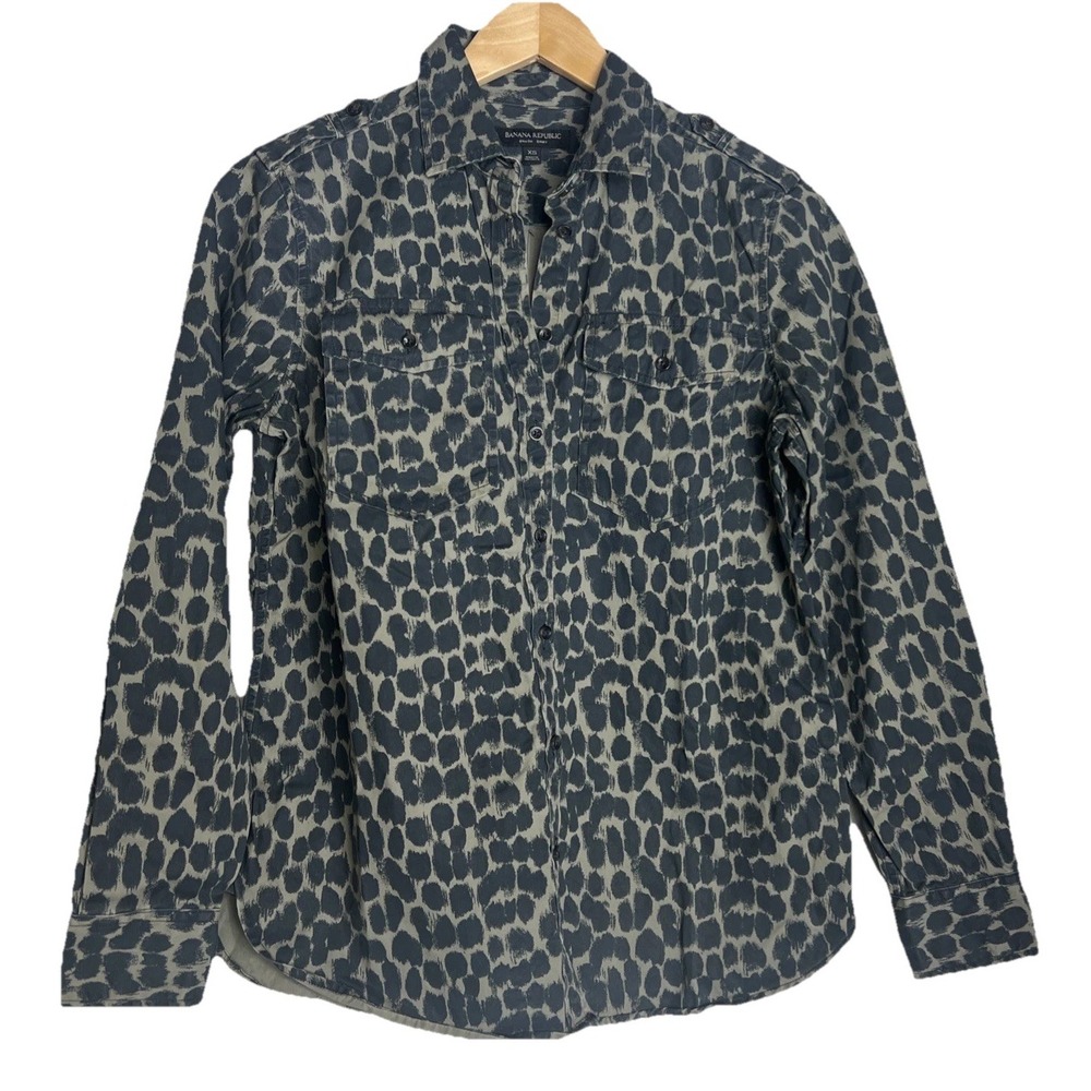 Banana Republic Women's Long Sleeve Button Down Shirt Leopard Print Size XS